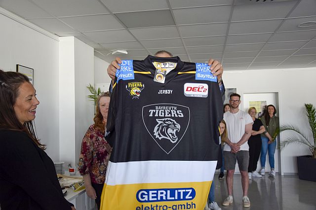 _DSC0019_bearbeitet_klein „Beim Eishockey in Bayreuth müllert es auf der Tribüne“ – Bernd Müller zum 20-jährigen Jubiläum